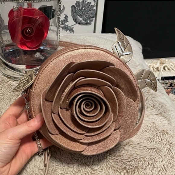 Disney x Danielle Nicole Rose Gold Rose Crossbody Bag NWOT Beauty & the Beast - Picture 2 of 8